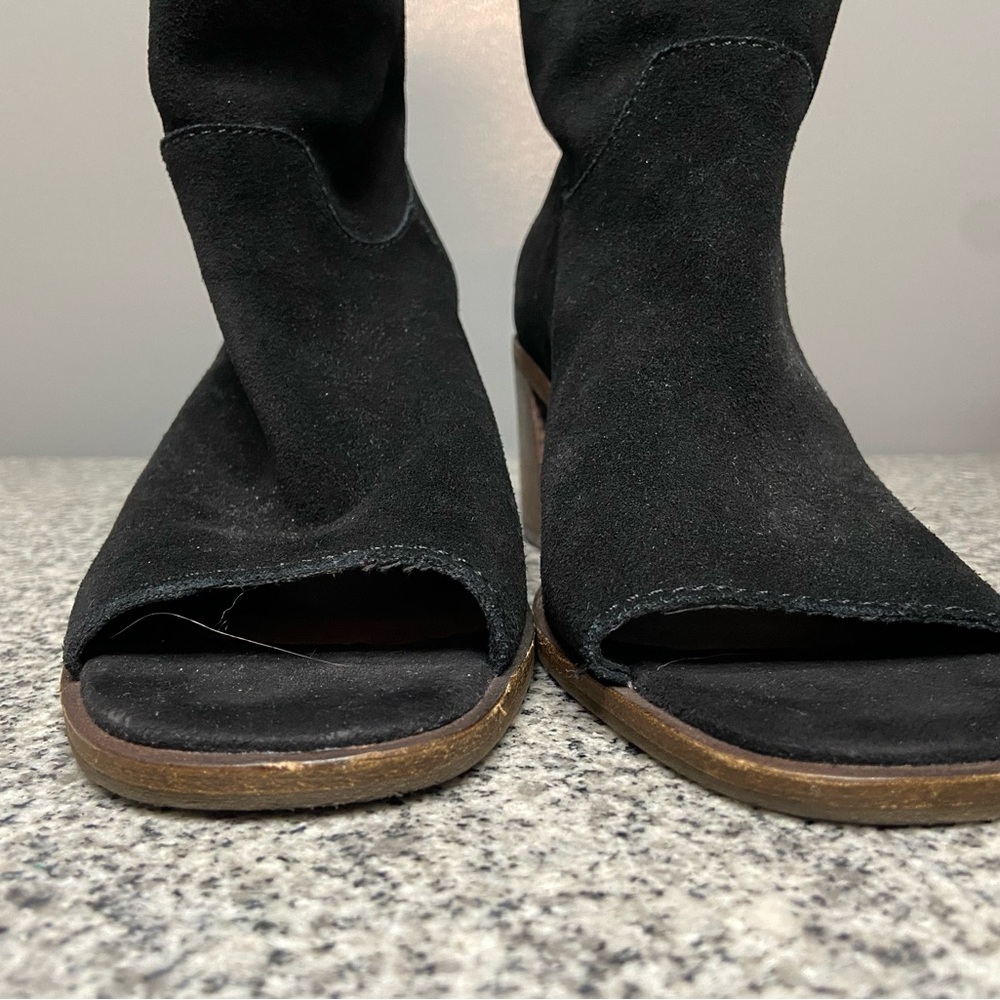 Lucky Brand Black Heeled Boots - Picture 7 of 17